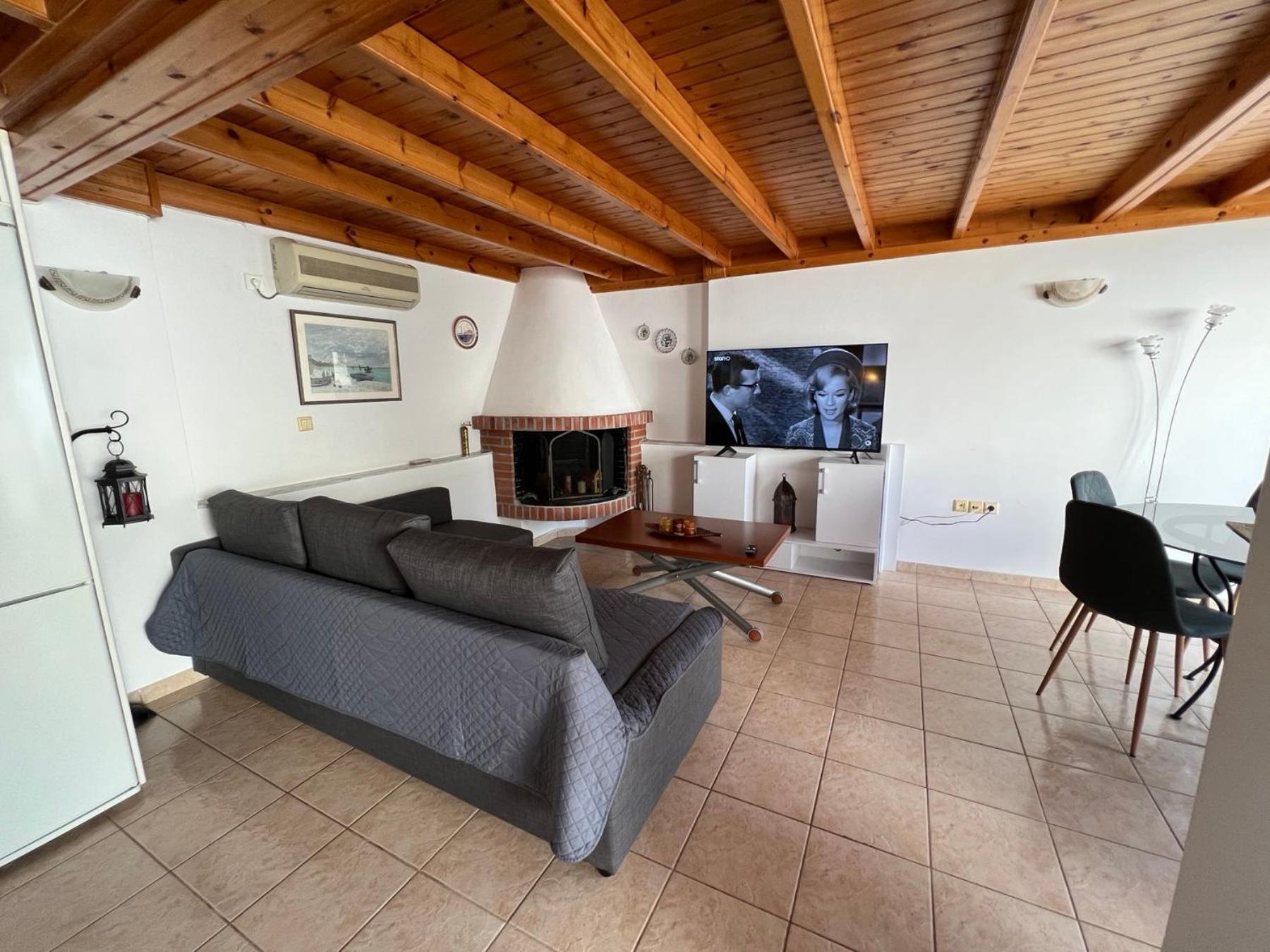 Casa Di Mare Villa ลูตรากี ภายนอก รูปภาพ